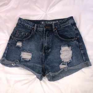 HIGH WAISTED SHORTS